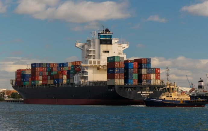 发美国海运有哪些快船?比慢船快几天 发美国海运有哪些快船?比慢船快几天